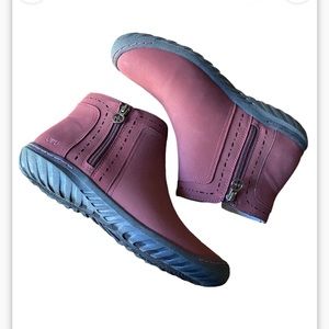 JBU ankle boots
